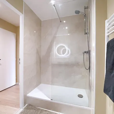 Natural One Apartment